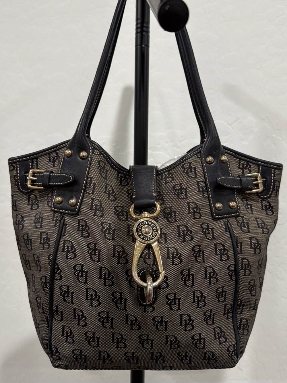 Dooney & Bourke Signature Logo Lock shoulder bag